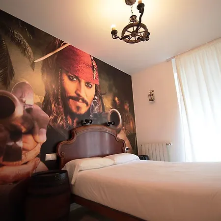 Casual Del Cine Hotel 2*