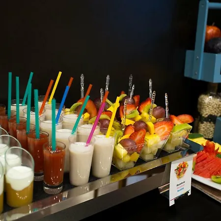 Casual Del Cine Hotel Walencja